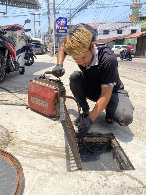 แก้ท่อตัน กับช่างมืออาชีพ